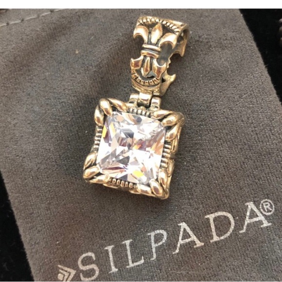 Silpada Jewelry - Silpada RETIRED “Uptown” Pendant